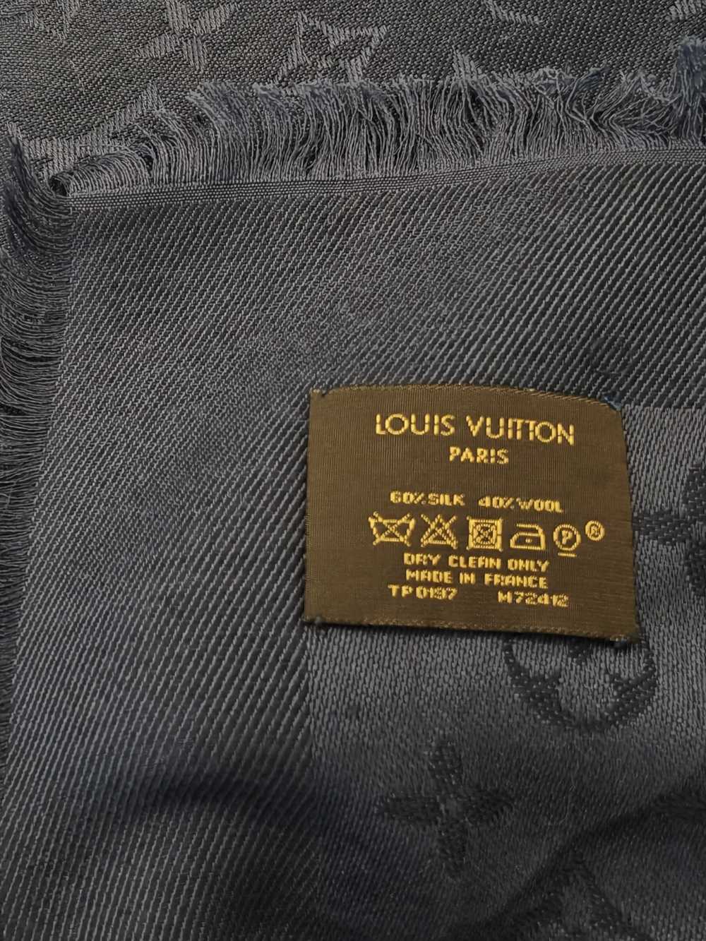 LOUIS VUITTON Wool Silk Monogram Shawl Scarf - Picture 10 of 11